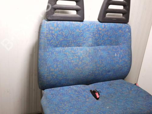 Right front seat IVECO DAILY III Van 35 S 11 V,35 C 11 V | BP37086367C16 - Image 2