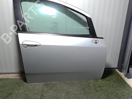 Used Right front door Right front door FIAT PUNTO EVO (199_) 1.3 D Multijet (199AXC1A, 199BXC1A, 199AXT1A, 199BXT1A) (75 hp) 27327840 27327840