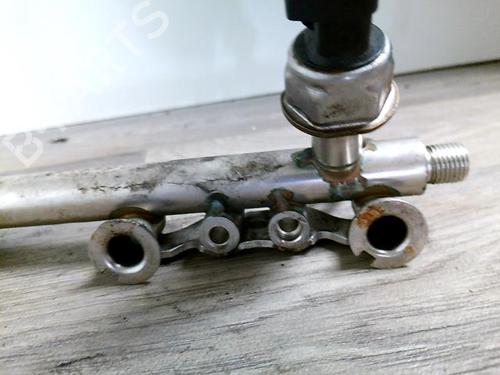 Used Injection rail Injection rail DACIA DUSTER (HS_) 1.2 TCe 125 (125 hp) 36651680 36651680