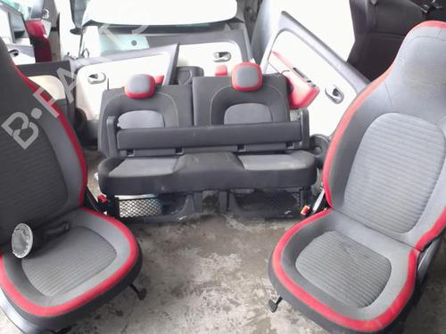 Sæde sæt RENAULT TWINGO III (BCM_, BCA_) 1.0 SCe 70 (71 hp) 21856922