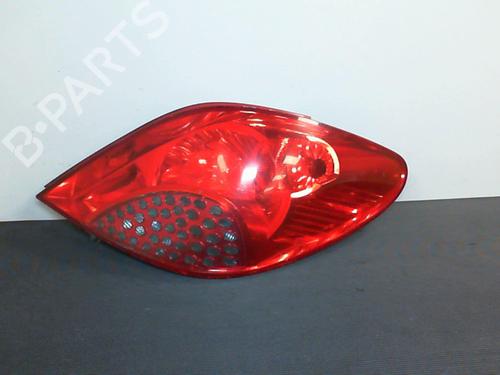Used Right taillight Right taillight 21856589 21856589