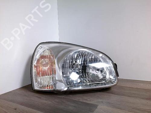 Used Right headlight HYUNDAI SANTA FÉ I (SM) 2.0 CRDi 4x4 (125 hp) 21851895