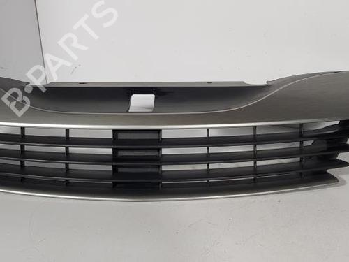 Used Grille Grille 20879929 20879929