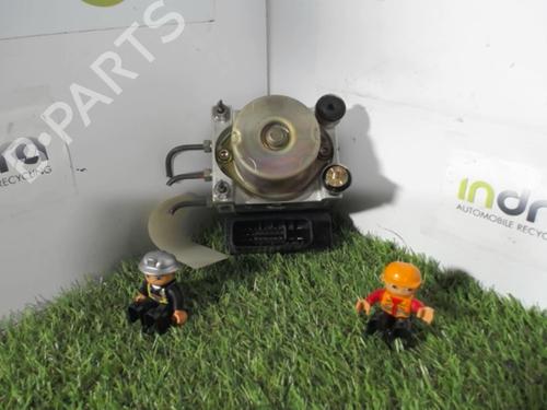 Used ABS pump ABS pump SUZUKI GRAND VITARA I (FT, HT) 2.0 HDI 110 16V 4x4 (SQ420D, TD83V, JA420WD) (109 hp) 21851878 21851878