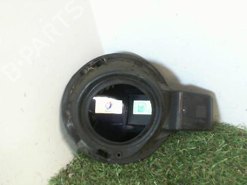 Fuel flap PEUGEOT 208 I (CA_, CC_) 1.2 VTI 82 | BP27346833C131