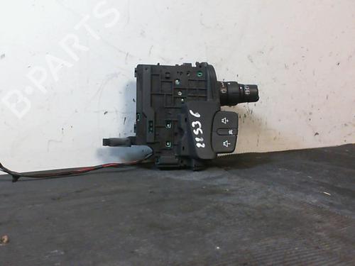 Used Steering column stalk RENAULT SCÉNIC II (JM0/1_) 1.5 dCi (JM1E, JM16) (106 hp) 20878353