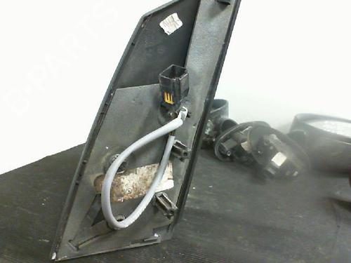 Used Right mirror Right mirror 20879660 20879660