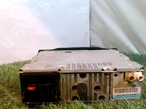 radio-renault-megane-iii-hatchback-bz01_-b3_-15-dci-2008-21857004 main image