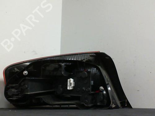 Right taillight PEUGEOT 407 (6D_) 2.0 HDi 135 (6DRHRH, 6DRHRE, 6DRHRG, 6DRHRJ) | BP25843669C35 