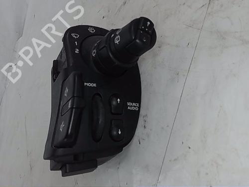 Used Steering column stalk Steering column stalk RENAULT CLIO III (BR0/1, CR0/1) 1.5 dCi (BR17, CR17) (86 hp) 29830750 29830750