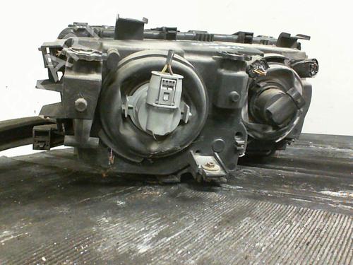 Left headlight BMW 3 (E46) 320 d | BP24409144C28 