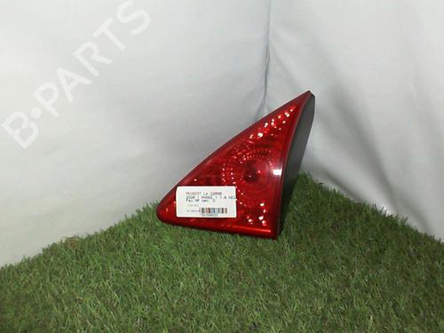 Used Right tailgate light Right tailgate light PEUGEOT 3008 I MPV (0U_) 1.6 HDi (109 hp) 21855597 21855597