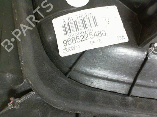 right-taillight-citroen-c3-ii-sc_-14-hdi-70-sc8hzc-sc8hr0-sc8hp4-2009-21857110 main image