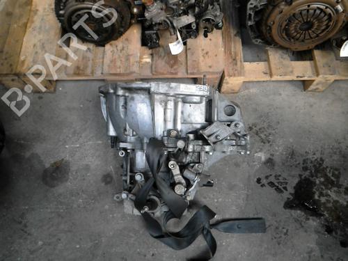 Used Gearbox RENAULT MEGANE II (BM0/1_, CM0/1_) 1.9 dCi (BM0G, CM0G) (120 hp) 21856132