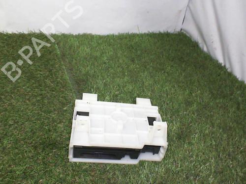 card-reader-renault-captur-i-j5_-h5_-15-dci-90-j5n4-j5m5-j5mw-j5m6-j5al-j5aj-2013-21856275 main image