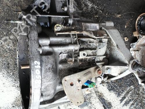 gearbox-renault-laguna-ii-bg01_-2001-2002-2003-2004-2005-2006-2007-31711626 main image