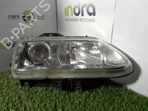 Used Right headlight RENAULT ESPACE III (JE0_) 2.2 dCi (JE0K) (130 hp) 25273982