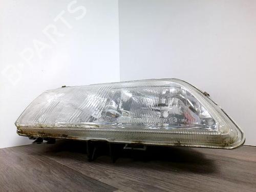 Used Right headlight CITROËN XANTIA (X1_, X2_) 2.0 i 16V (132 hp) 31581033