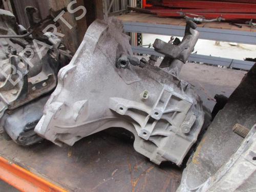 Used Gearbox SUZUKI SWIFT III (MZ, EZ) 1.3 DDiS (RS413D) (69 hp) 21854366