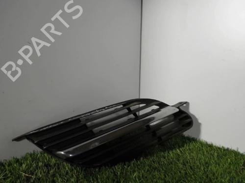 Used Grille NISSAN ALMERA TINO (V10) 2.2 dCi (112 hp) 21853080