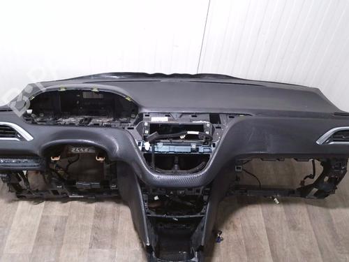 Used Dashboard PEUGEOT 208 I (CA_, CC_) 1.5 BlueHDI 100 (102 hp) 32037784