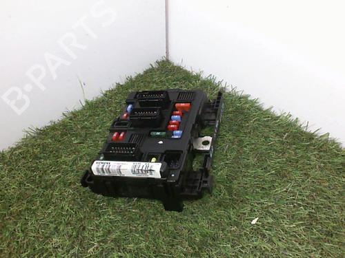 Used Fuse box Fuse box CITROËN C2 (JM_) 1.4 HDi (68 hp) 20879841 20879841
