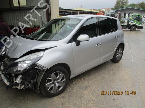 Instrument cluster RENAULT SCÉNIC III (JZ0/1_) 1.5 dCi | BP30396172C47