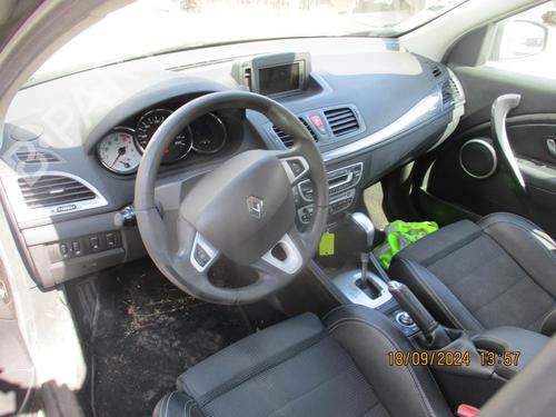 Fuse box RENAULT MEGANE III Hatchback (BZ0/1_, B3_) 1.5 dCi (BZ09, BZ0D, BZ1W, BZ29, BZ14) | BP27304547E1  - Image 5