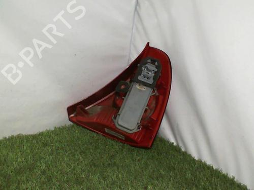 Used Left taillight RENAULT CLIO II (BB_, CB_) 1.9 dTi (B/CB0U) (80 hp) 21856082