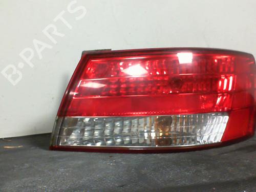 Used Right taillight HYUNDAI SONATA V (NF) 2.0 CRDi (140 hp) 22300671