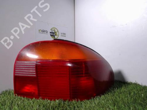 Used Right taillight FORD MONDEO I (GBP) 1.8 i 16V (115 hp) 21852417