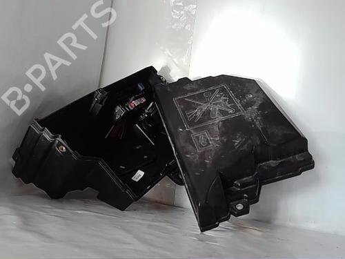 Used Electronic module DACIA JOGGER (RK_) 1.0 TCe 100 ECO-G (RKMT) (101 hp) 29452903