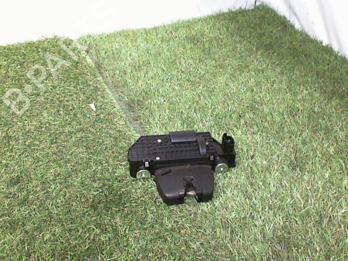 Used Tailgate lock CITROËN C3 II (SC_) 1.4 HDi 70 (SC8HZC, SC8HR0, SC8HP4) (68 hp) 21856354