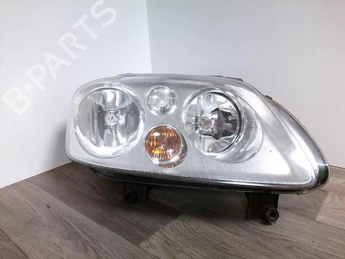 Used Right headlight VW TOURAN (1T1, 1T2) 1.9 TDI (105 hp) 21854670