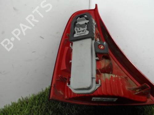 Used Right taillight RENAULT CLIO II (BB_, CB_) 1.2 16V (BB05, BB0W, BB11, BB27, BB2T, BB2U, BB2V, CB05,... (75 hp) 21388501