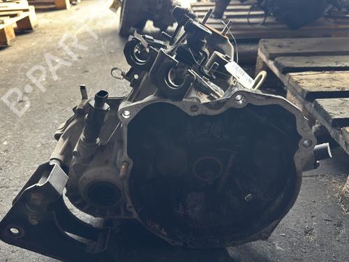 Used Gearbox Gearbox CHEVROLET MATIZ (M200, M250) 1.0 (67 hp) 32415586 32415586