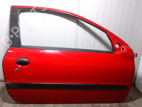 Used Right front door PEUGEOT 206+ (2L_, 2M_) 1.4 i (73 hp) 31323243