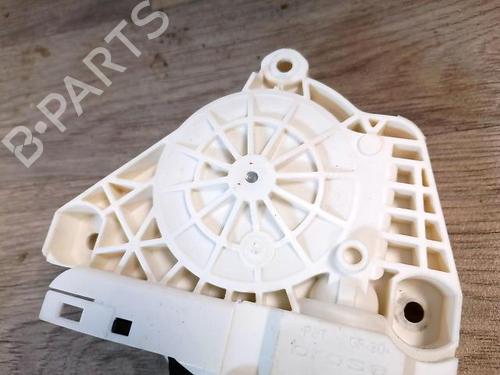 Used Right front window motor Right front window motor AUDI A1 Sportback (8XA, 8XF) 1.2 TFSI (86 hp) 33650866 33650866