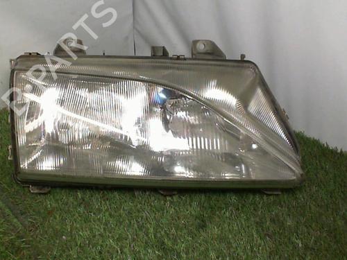 Used Right headlight Right headlight PEUGEOT 806 (221) 2.0 HDI (109 hp) 21855813 21855813