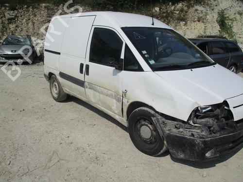 Left front door PEUGEOT EXPERT Van (222) 2.0 HDI | BP21856724C2 