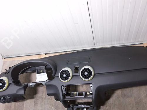 Used Dashboard Dashboard AUDI A1 Sportback (8XA, 8XF) 1.2 TFSI (86 hp) 33742260 33742260