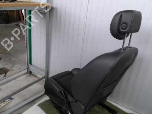 Used Right front seat Right front seat RENAULT MEGANE III Hatchback (BZ0/1_, B3_) 1.5 dCi (BZ09, BZ0D, BZ1W, BZ29, BZ14) (110 hp) 20879481 20879481