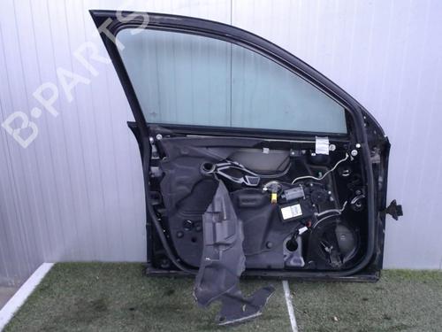 Used Left front door AUDI A4 B7 Avant (8ED) 1.9 TDI (116 hp) 21388611