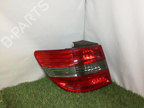 Used Right taillight MERCEDES-BENZ B-CLASS Sports Tourer (W245) B 180 CDI (245.207) (109 hp) 21855576