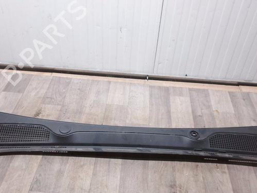 Griglia sotto parabrezza Griglia sotto parabrezza RENAULT CLIO V (B7_) 1.5 Blue dCi 85 (B7AG) (86 hp) 36556873 36556873