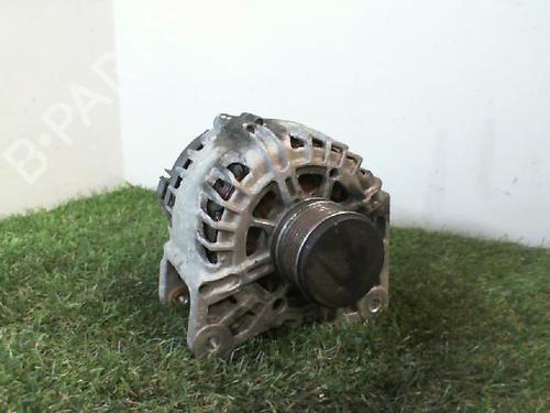 Used Alternator RENAULT CLIO IV (BH_) 1.5 dCi 75 (75 hp) 25821027