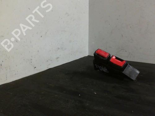 Used Seat buckle RENAULT CLIO III (BR0/1, CR0/1) 1.5 dCi (BR17, CR17) (86 hp) 21857584