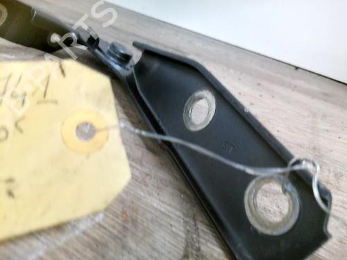 Used Hinge/Door check strap Hinge/Door check strap 37412867 37412867