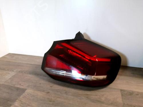 right-taillight-citroen-c4-cactus-2014-34000513 main image