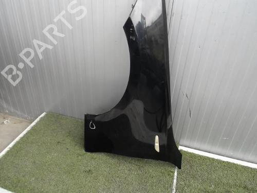 Used Left front fenders BMW 1 (E81) 118 d (143 hp) 21856784